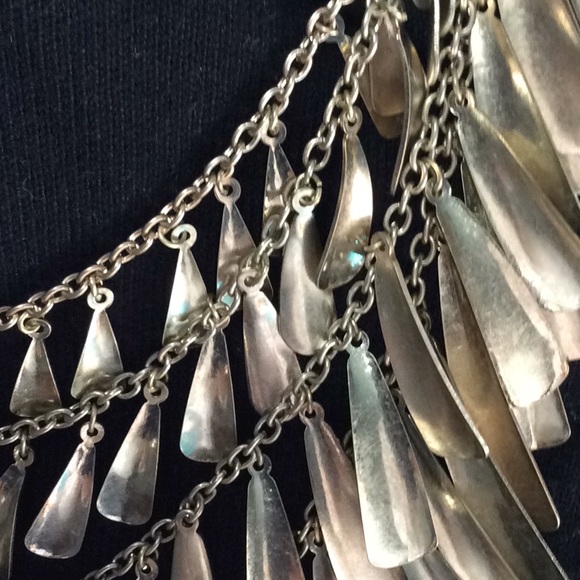 Coldwater Creek tiered necklace in silver - Picture 2 of 4